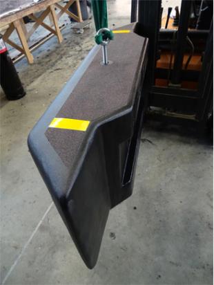 Tailor made fender system for Project Offshore Waddenzee. 