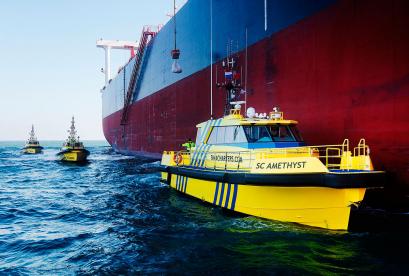 Kundenspezifische Fender für die Amethyst von Sima Charters, Maassluis.