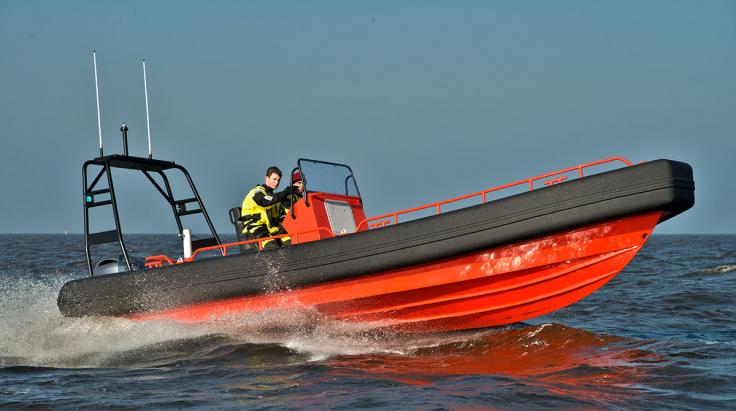 Custom-made new fender system for the Seahunter (Post workboats)