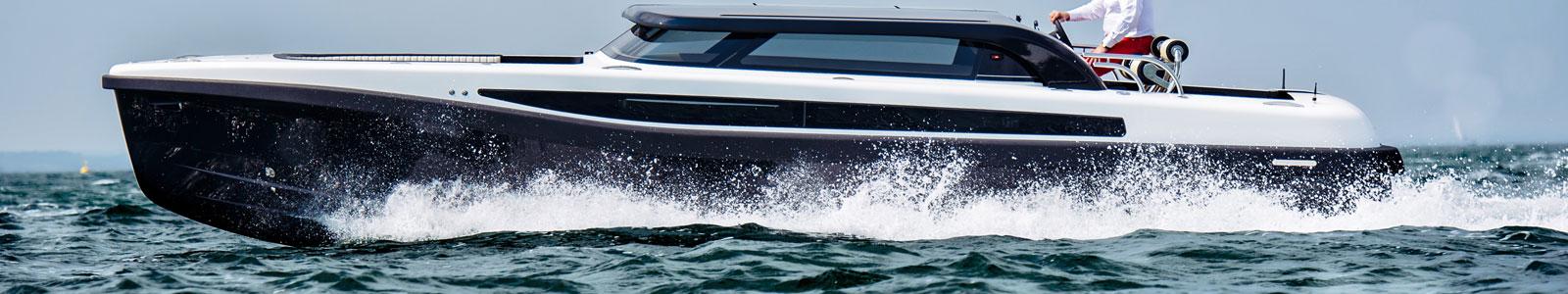 Projects-2017-09-Superyacht-tender-Pascoe-International-SL-Limousine-thumbnail.jpg