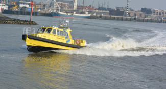  Projects-2016-06-workboat-fenders-Dijkstra-Sima-SC-Elan-04.png 